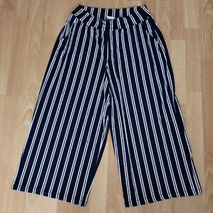 Versatile Women's Cropped Pants – Comfortable & Stylish for Any Occasion!